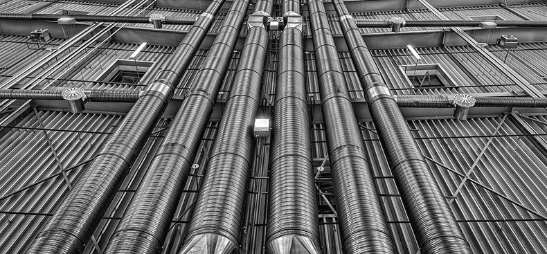 Detección de fugas en sistemas industriales: sensores y estrategias eficaces