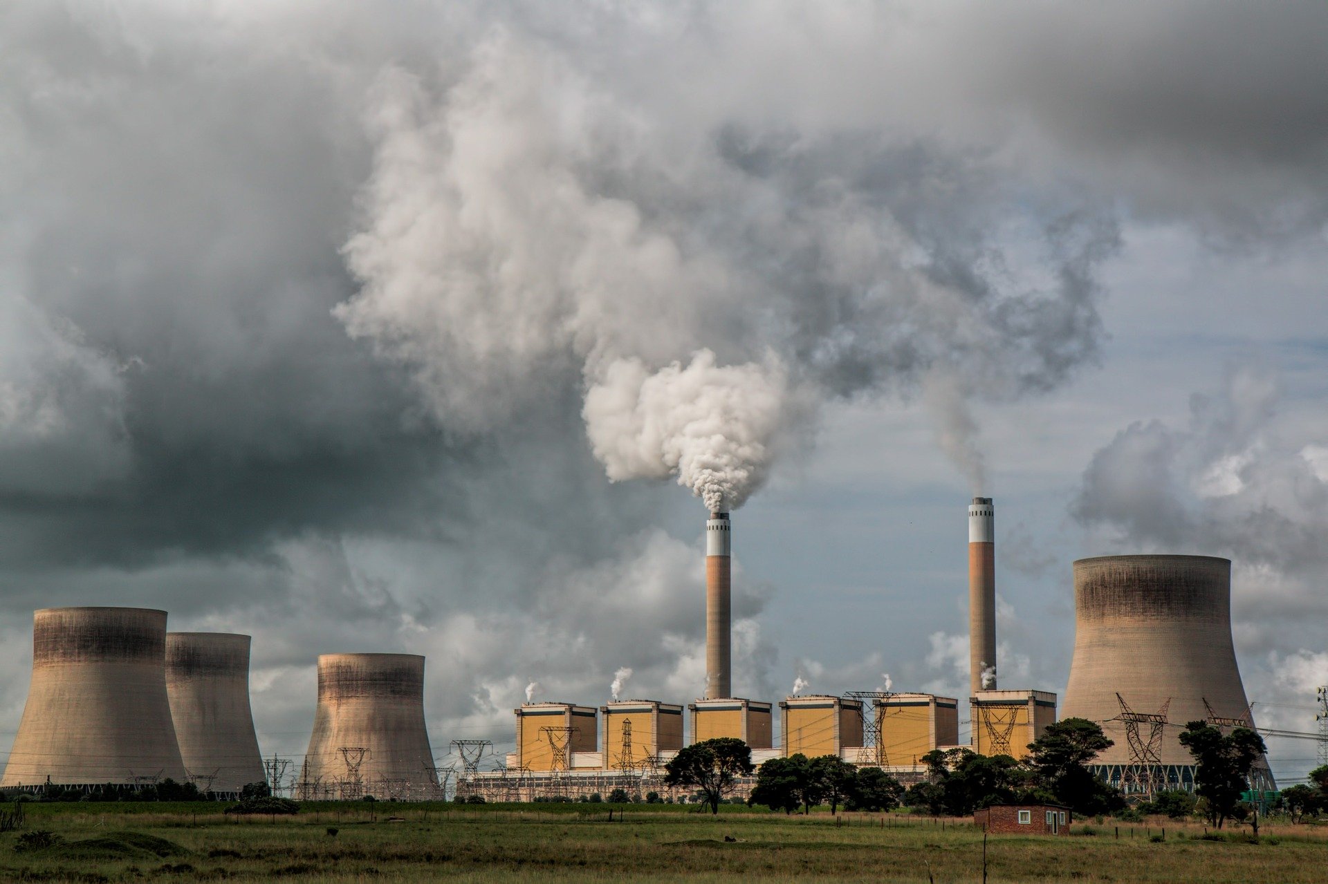 Contaminación ambiental y la actividad industrial